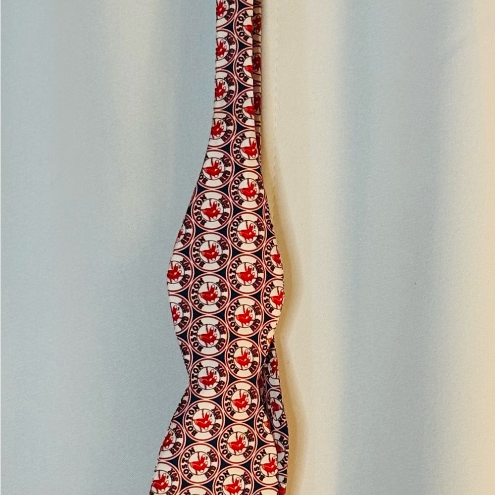 Men’s Boston Red Sox Silk Bow Tie Formal Occassion Baseball Theme